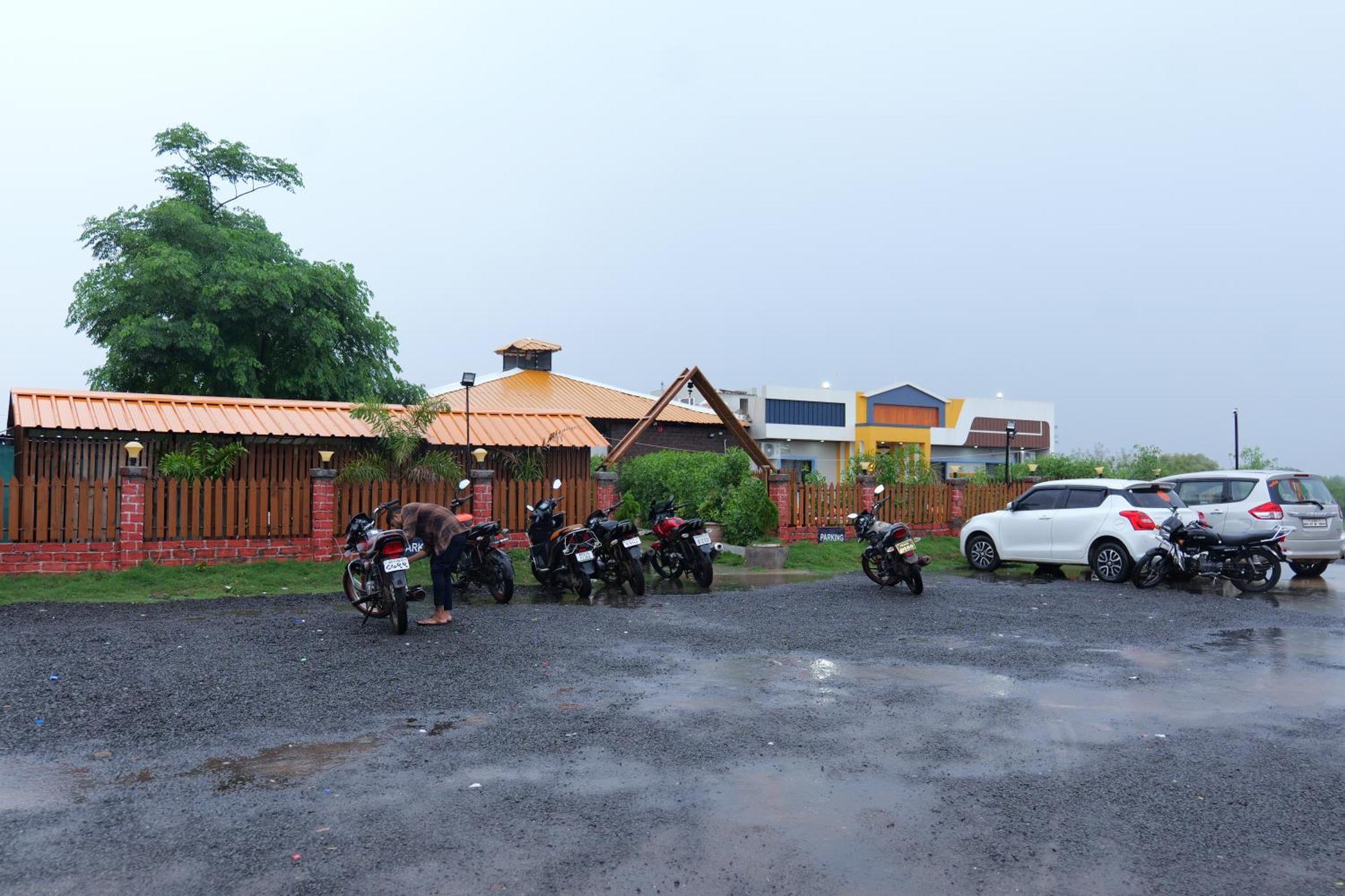 Hotel New 712 Aurangabad  Exteriör bild